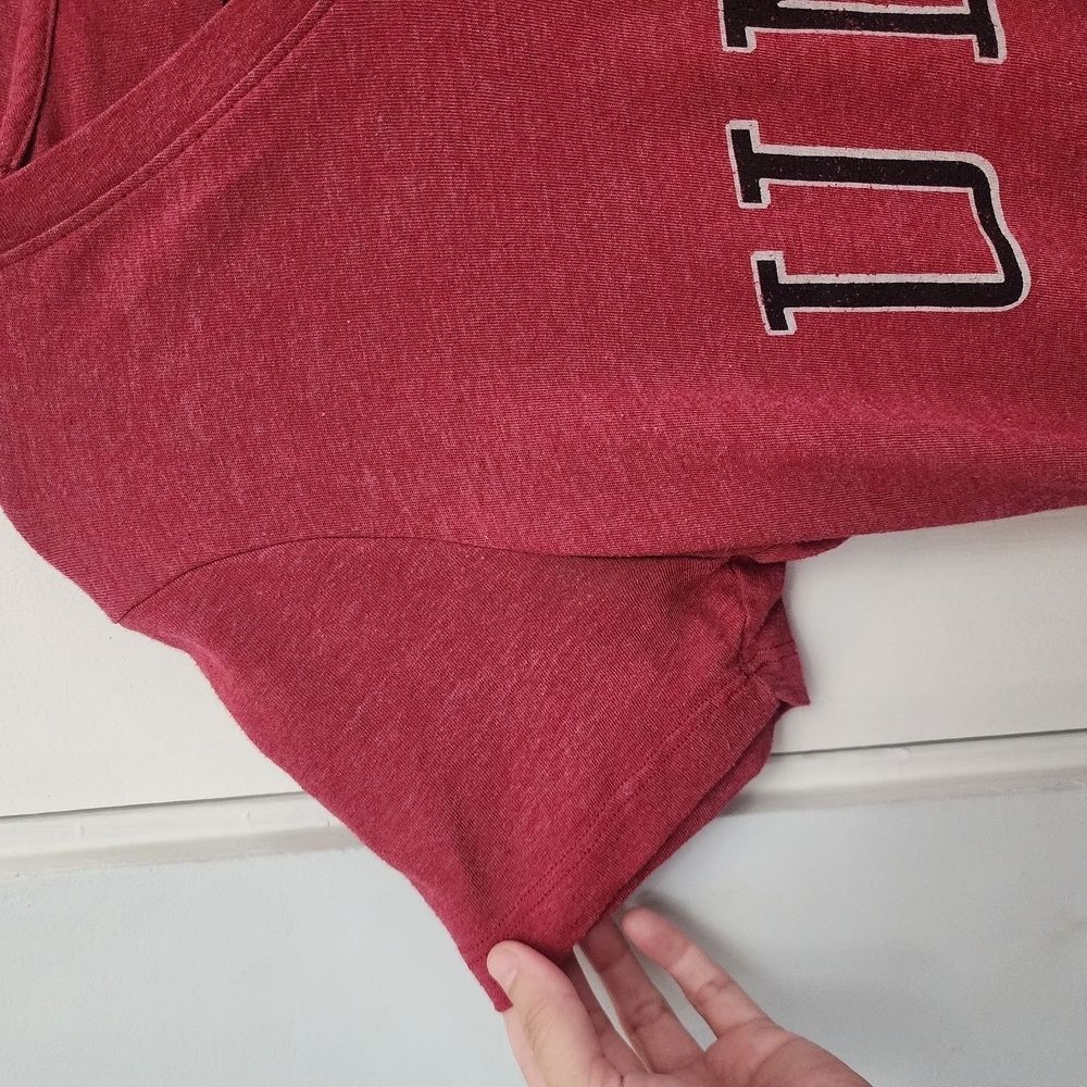 Red Fitted Short Sleeve T-Shirt - Picture 9 of 10